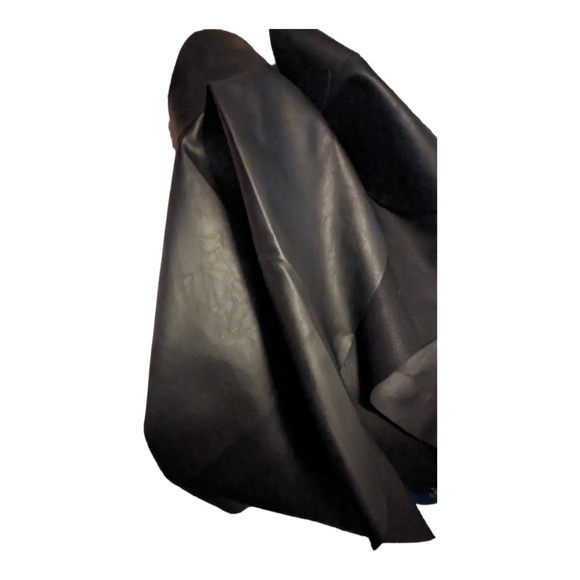 Fashion Nova Black Skirt with Belted Detail - Picture 8 of 11